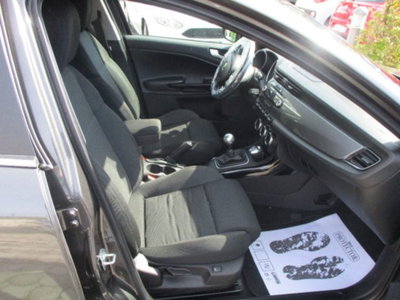 Alfa Romeo Giulietta 2.0 JTDm-2 Exclusive 140cv (7)