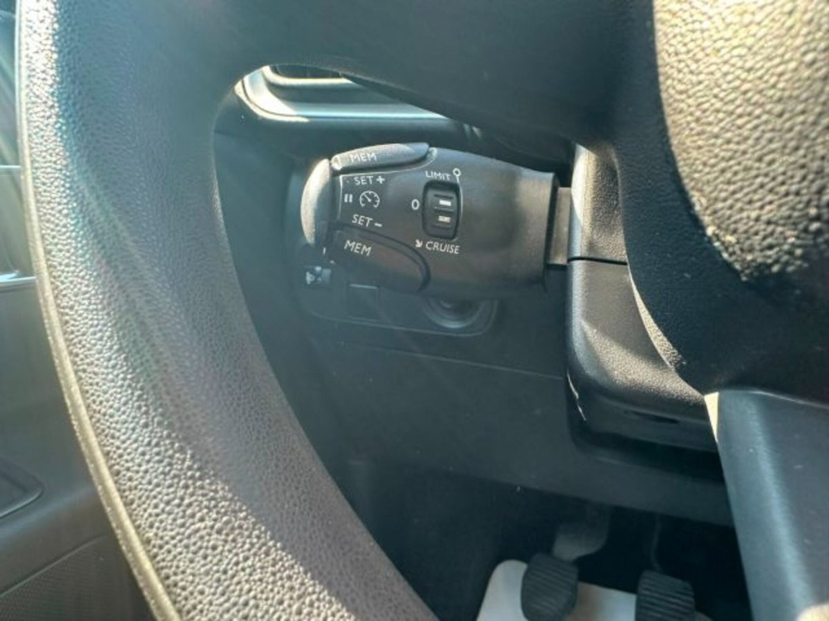 Citroen C3 BlueHDi 100 S&S Feel (12)
