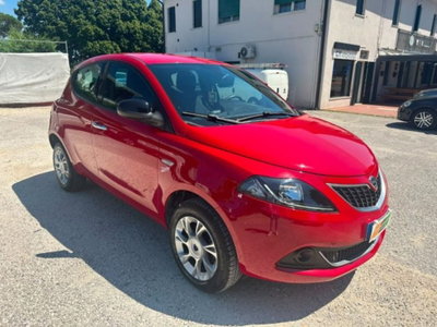 Lancia Ypsilon 0.9 TwinAir 5 porte Metano Ecochic Gold (10)