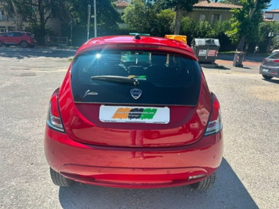 Lancia Ypsilon 0.9 TwinAir 5 porte Metano Ecochic Gold (13)