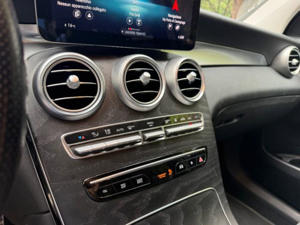 Mercedes-Benz GLC SUV 300 de 4Matic EQ-Power Premium (16)
