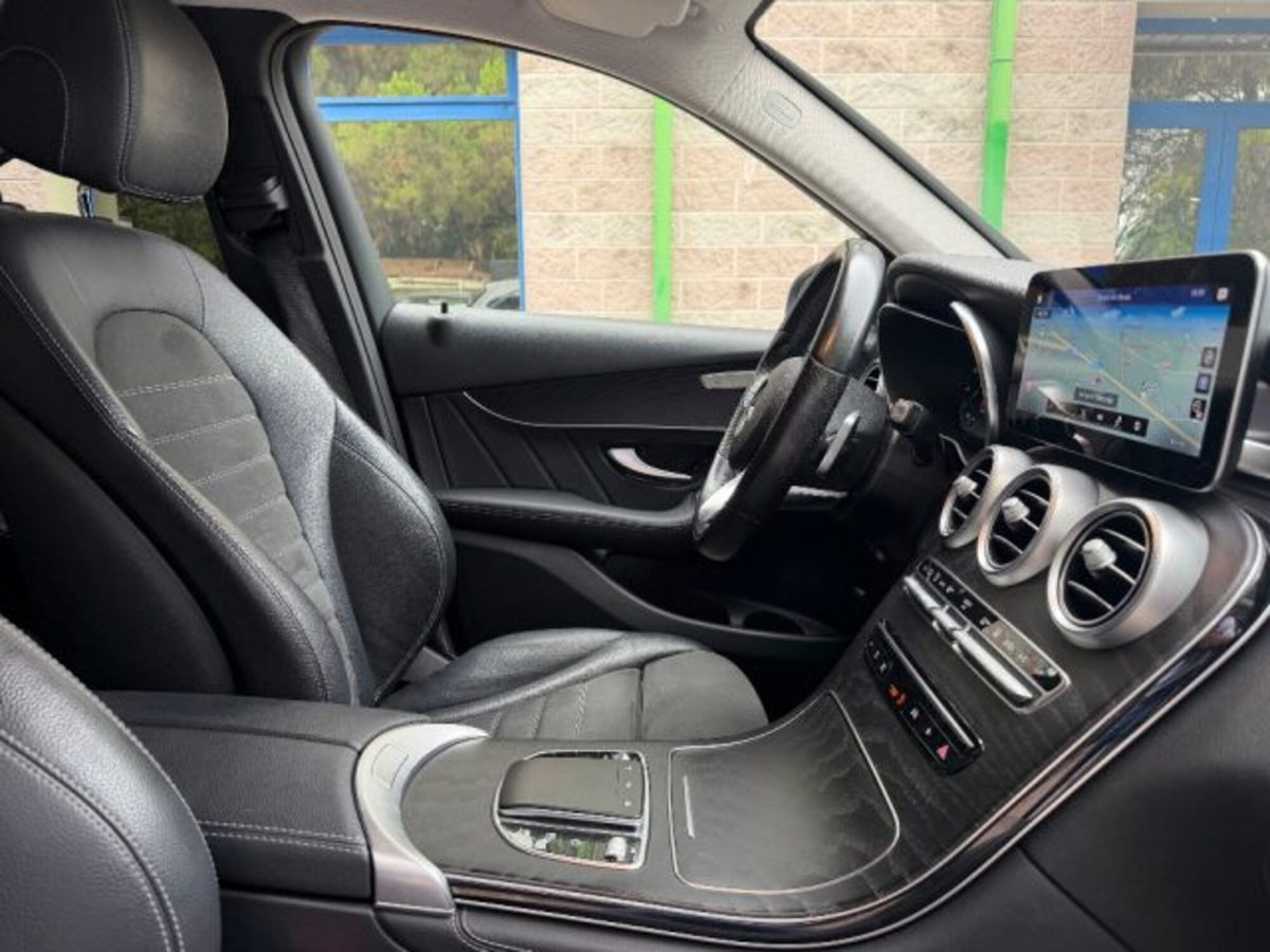 Mercedes-Benz GLC SUV 300 de 4Matic EQ-Power Premium (19)