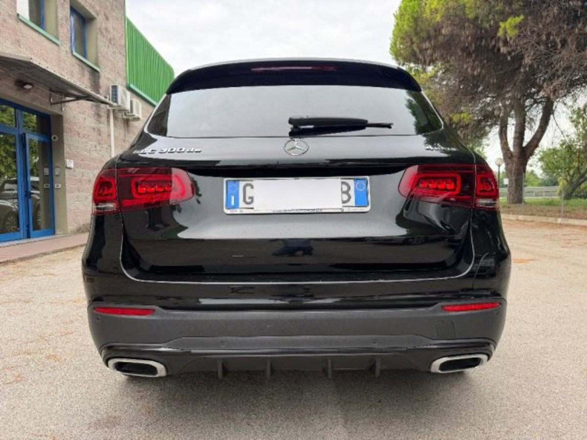 Mercedes-Benz GLC SUV 300 de 4Matic EQ-Power Premium (4)