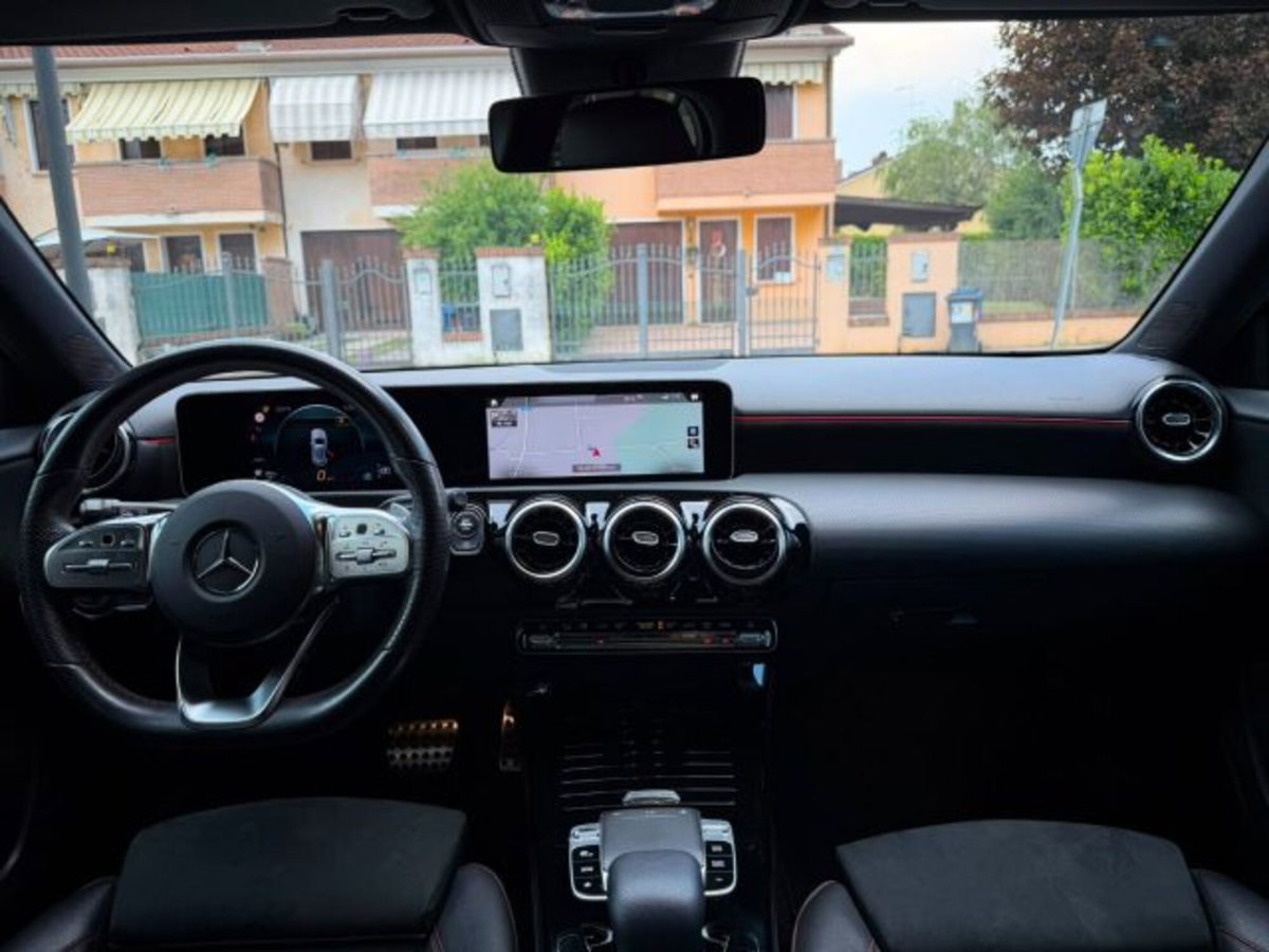 Mercedes-Benz Classe A Sedan 200 Automatic 4p. Premium (10)