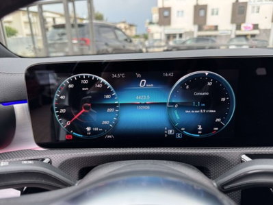 Mercedes-Benz CLA Shooting Brake 200 d Shooting Brake Premium (12)