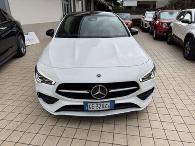 Mercedes-Benz CLA Shooting Brake 200 d Shooting Brake Premium (4)