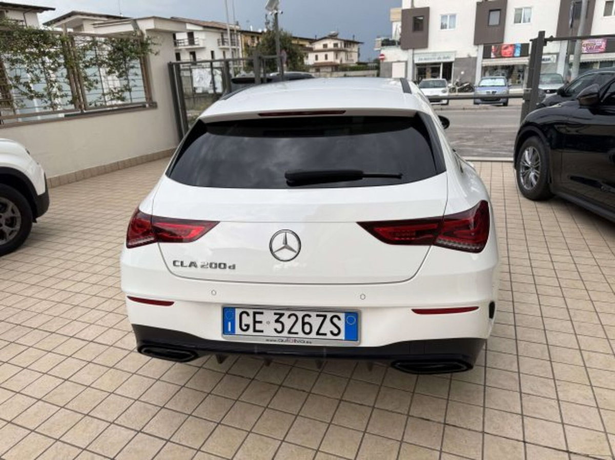Mercedes-Benz CLA Shooting Brake 200 d Shooting Brake Premium (5)