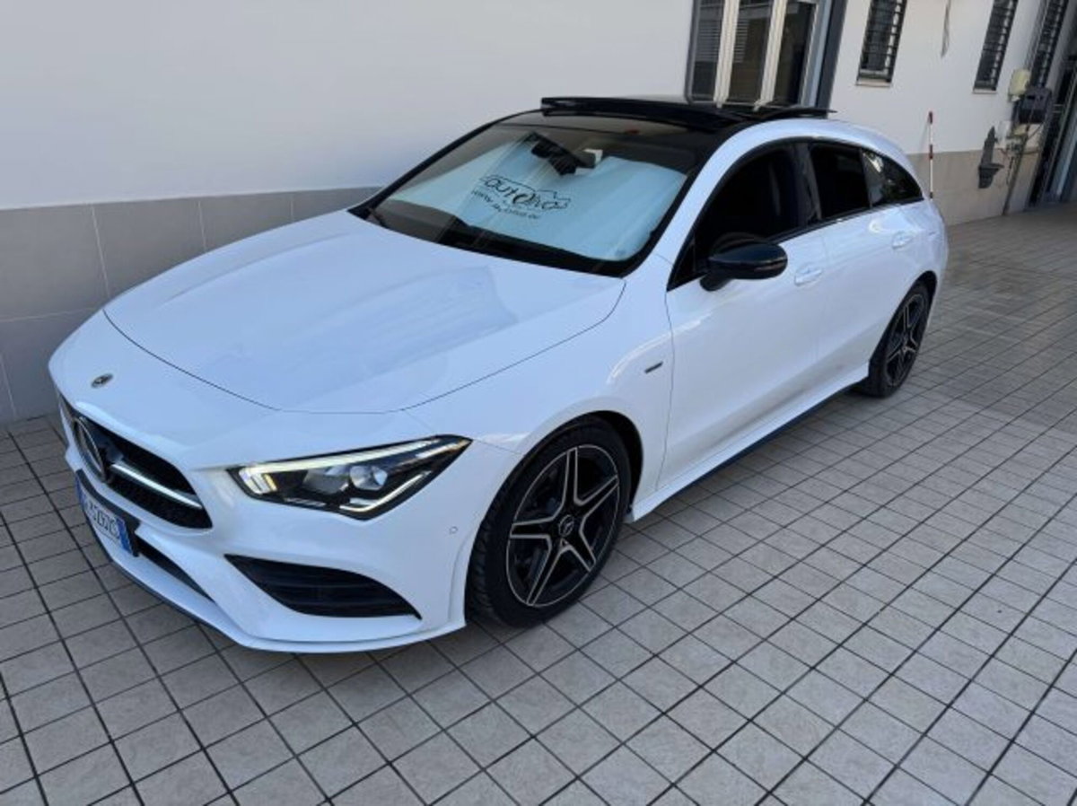 Mercedes-Benz CLA Shooting Brake 200 d Shooting Brake Premium (7)