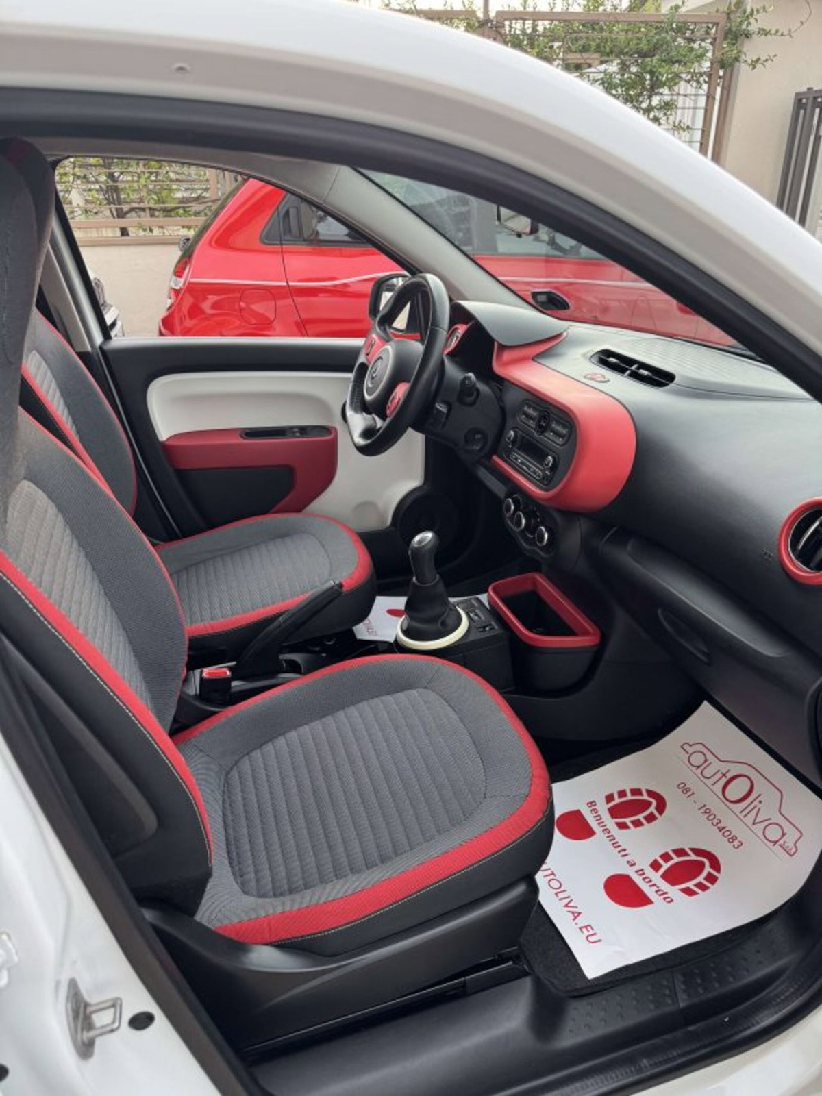 Renault Twingo 1.0 SCe Stop&Start Energy (10)