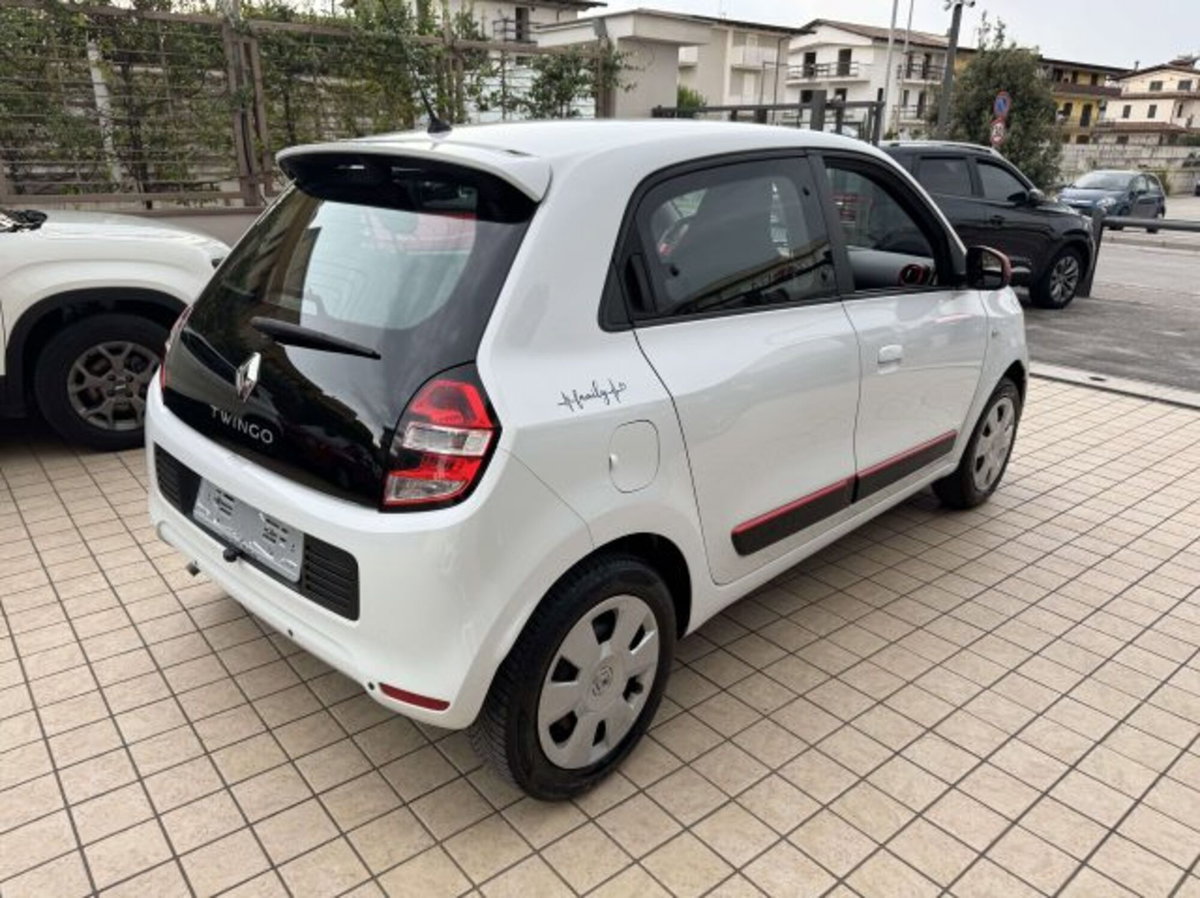 Renault Twingo 1.0 SCe Stop&Start Energy (6)