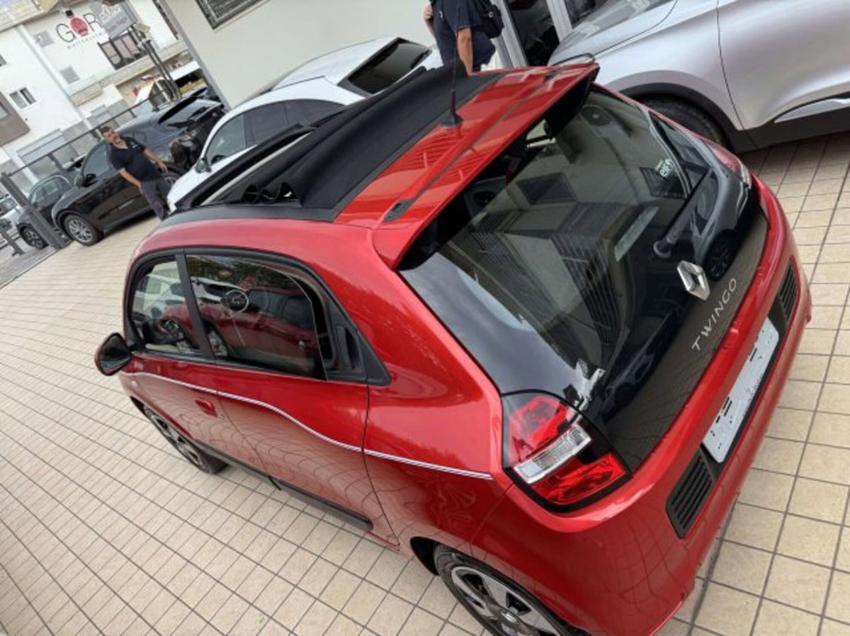 Renault Twingo 1.0 SCe Stop&Start Energy Openair (10)