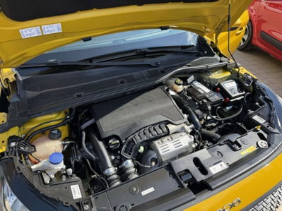 Peugeot 208 1.2 puretech Active s&s 100cv (8)