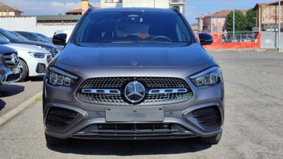 Mercedes-Benz GLA SUV 200 d Automatic Premium (2)