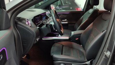 Mercedes-Benz GLA SUV 200 d Automatic Premium (7)