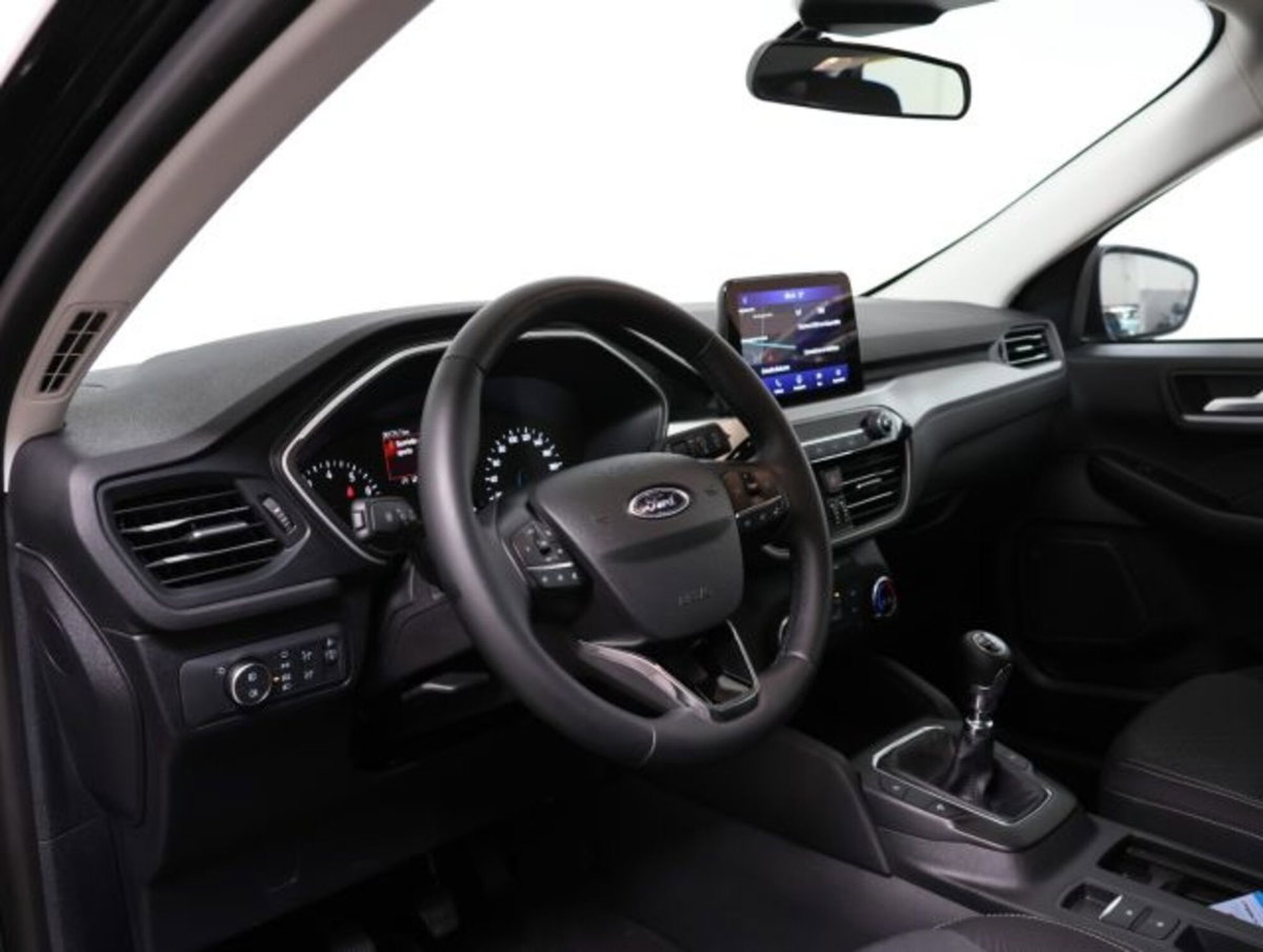 Ford Kuga 1.5 ecoboost Titanium 2wd 150cv (9)