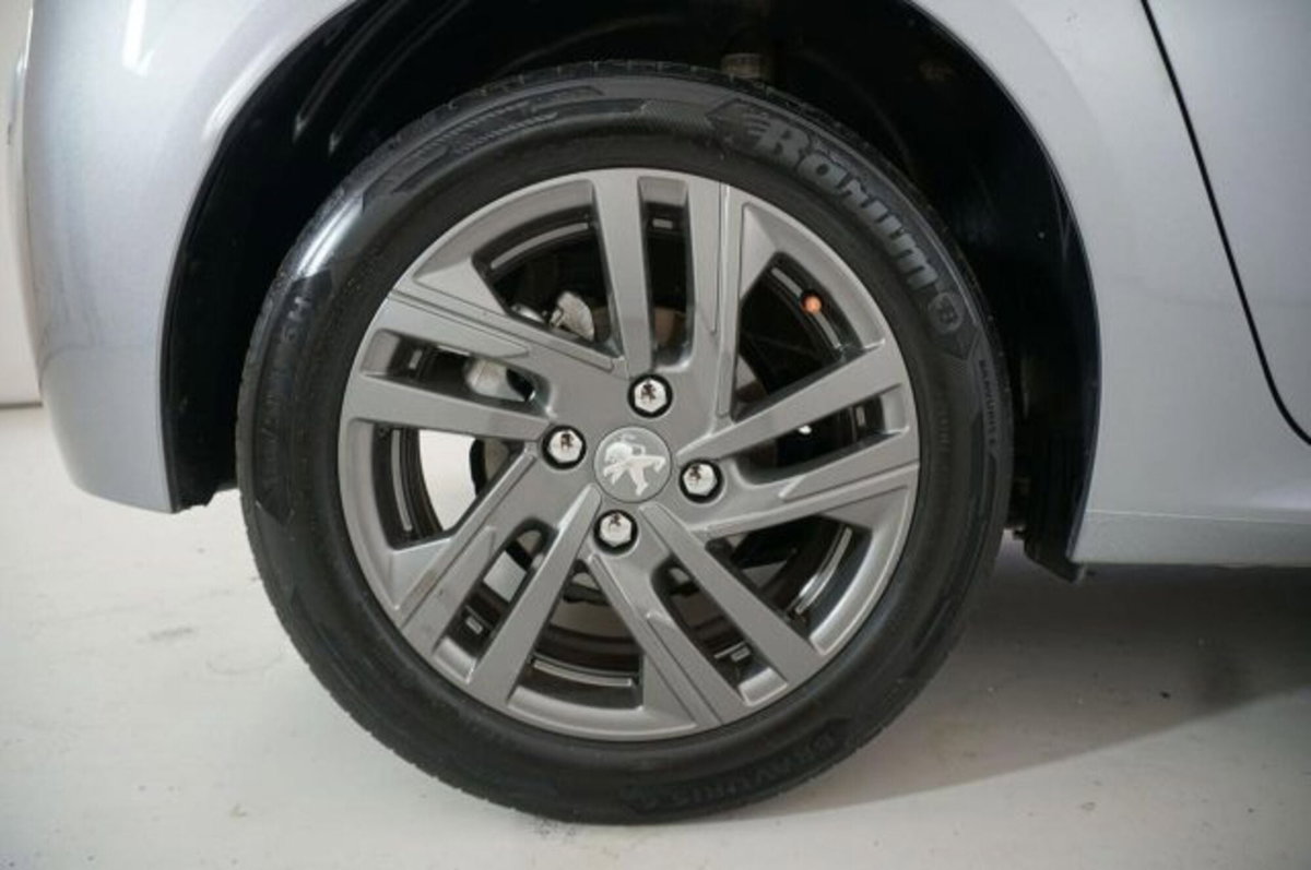 Peugeot 208 BlueHDi 100 Stop&Start 5 porte Active (5)
