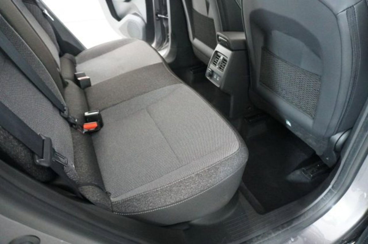 Renault Captur 1.0 tce Techno 90cv (11)