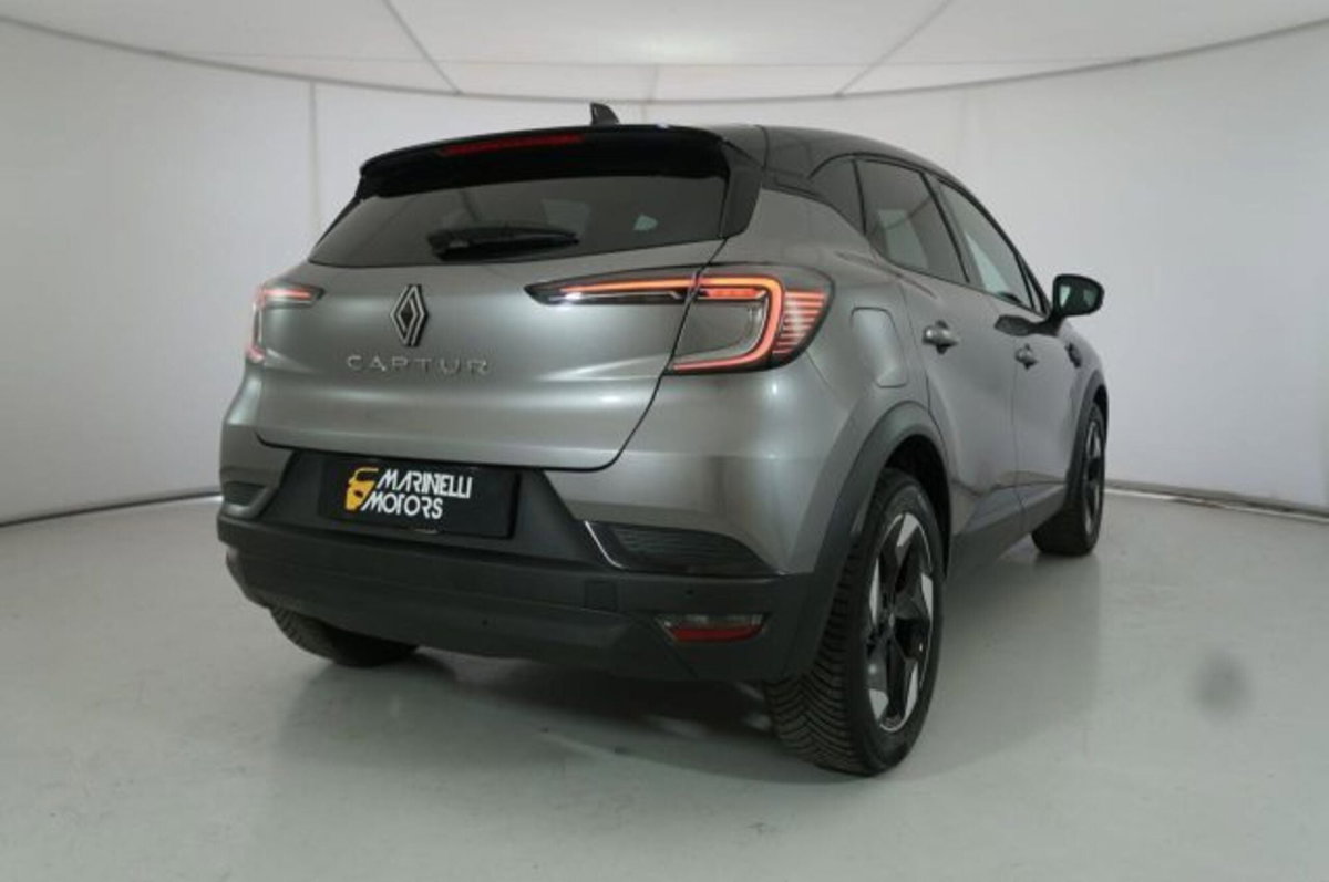 Renault Captur 1.0 tce Techno 90cv (2)