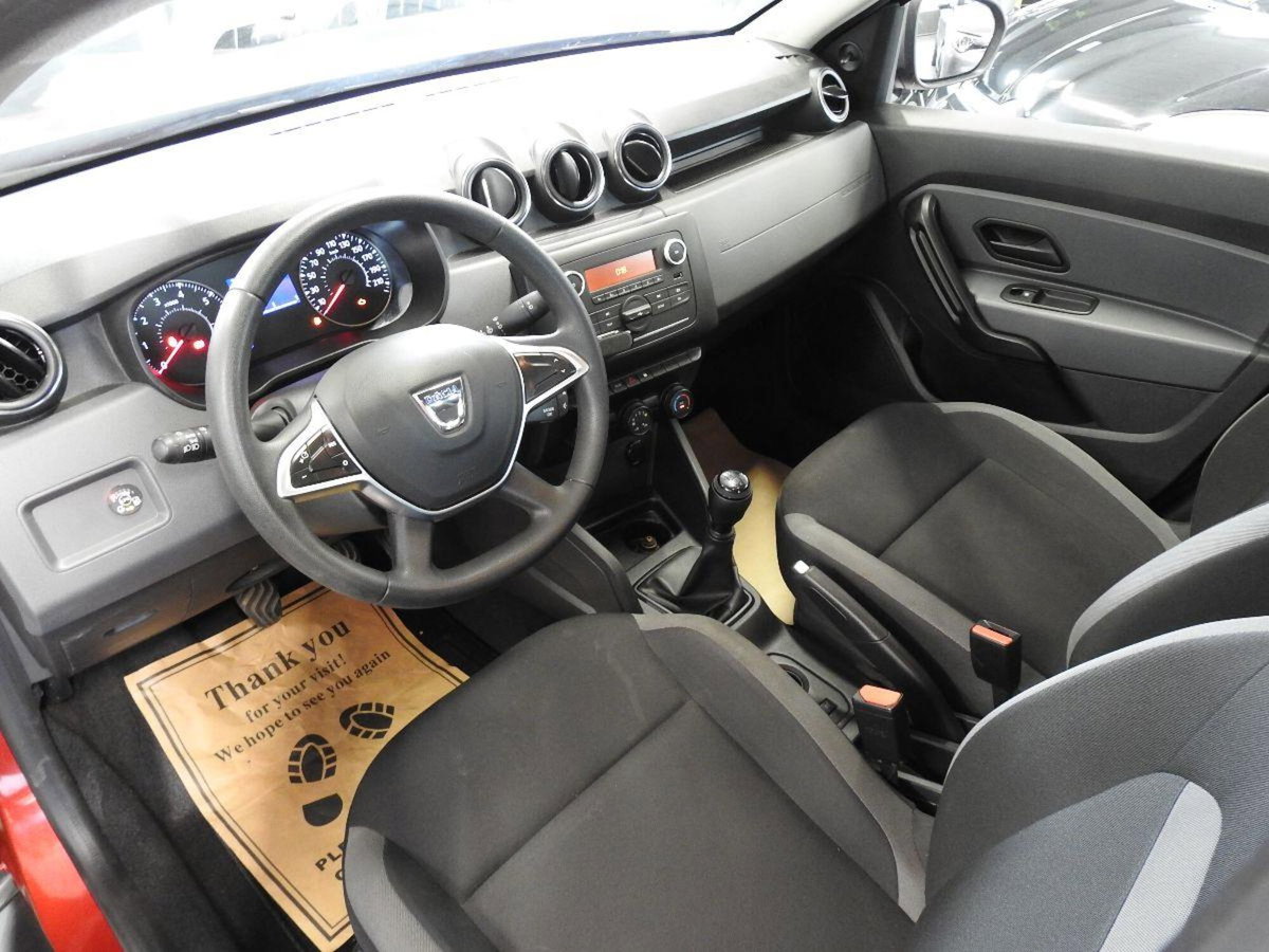 Dacia Duster 1.0 TCe 100 CV ECO-G 4x2 Comfort (14)