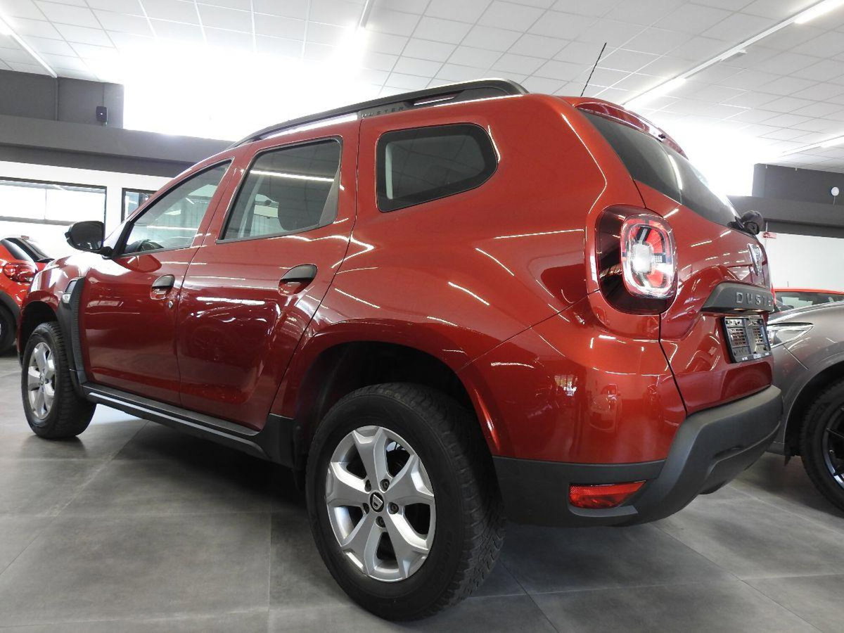Dacia Duster 1.0 TCe 100 CV ECO-G 4x2 Comfort (4)