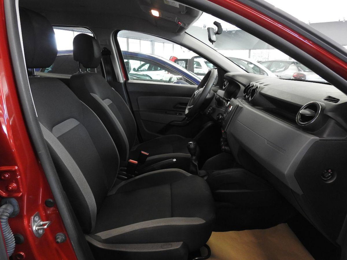 Dacia Duster 1.0 TCe 100 CV ECO-G 4x2 Comfort (9)