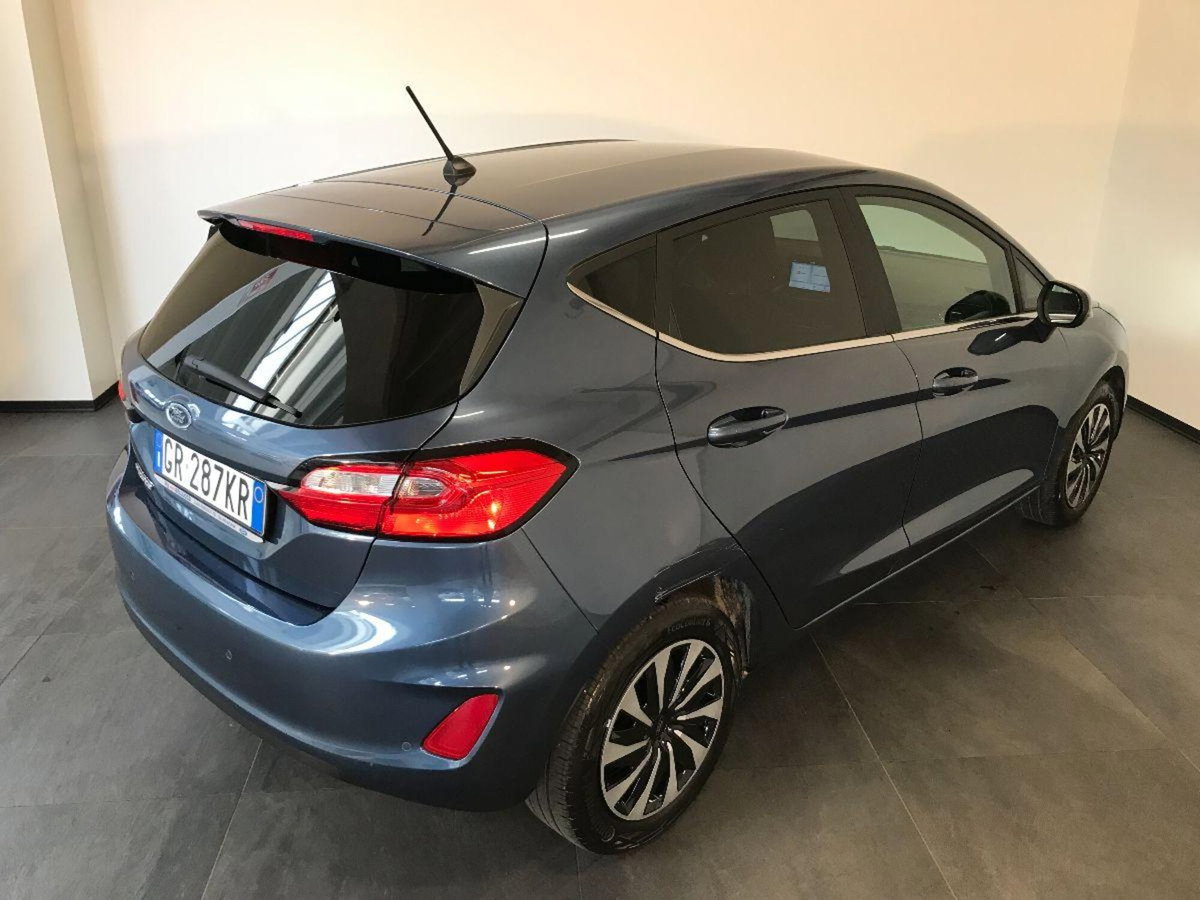 Ford Fiesta 1.1 75 CV 5 porte Titanium (4)
