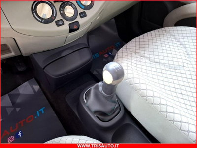 Nissan Micra 1.5d 68CV 5 porte Acenta (12)