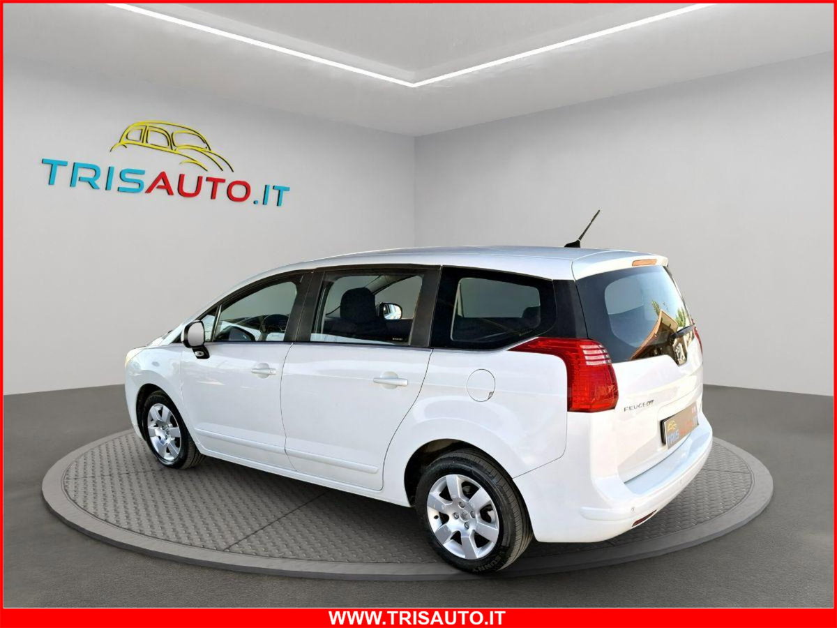 Peugeot 5008 1.6 HDi 112CV Business (2)