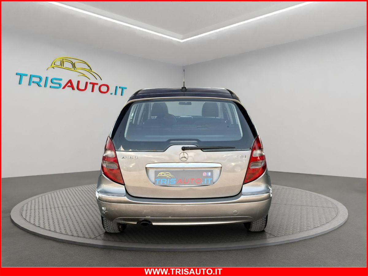 Mercedes-Benz Classe A 180 CDI (11)