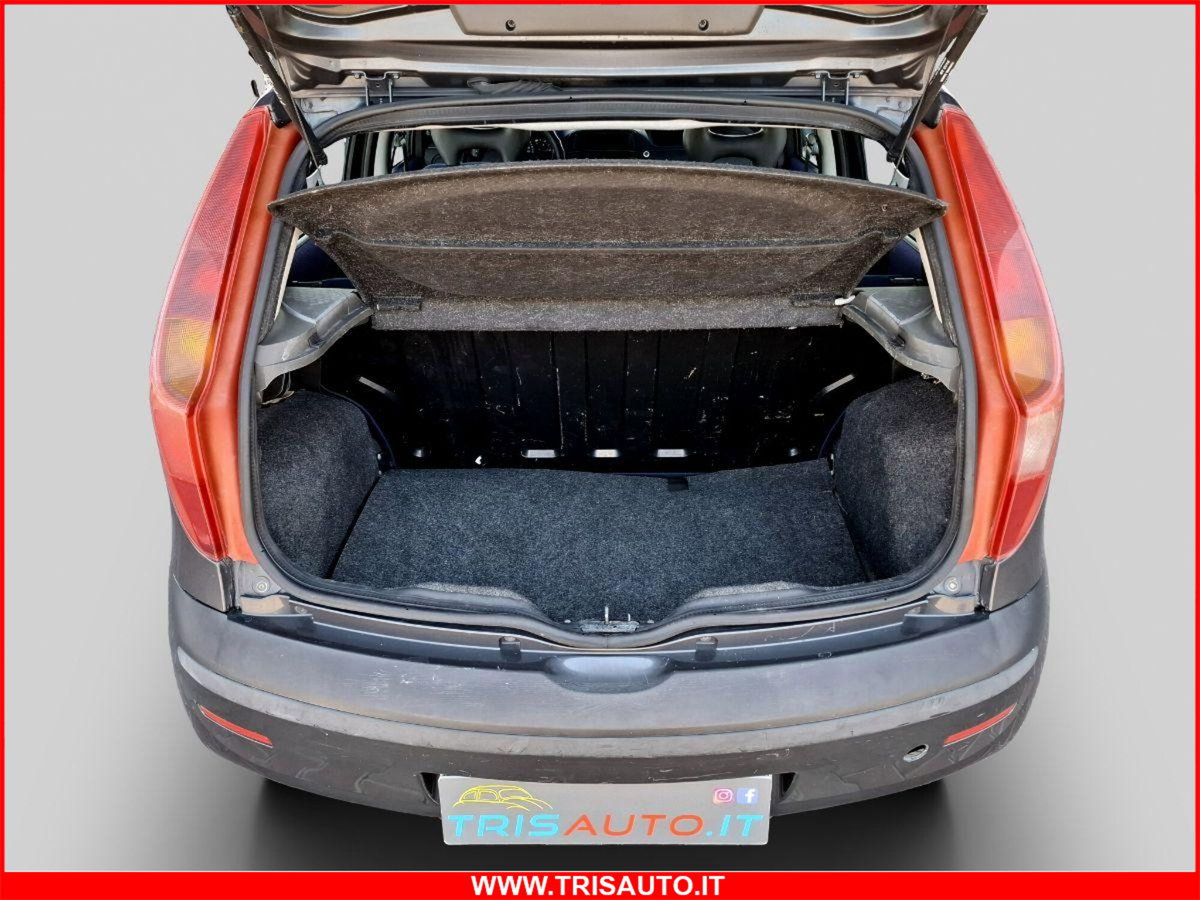 Fiat Punto 1.2 5 porte Actual (14)