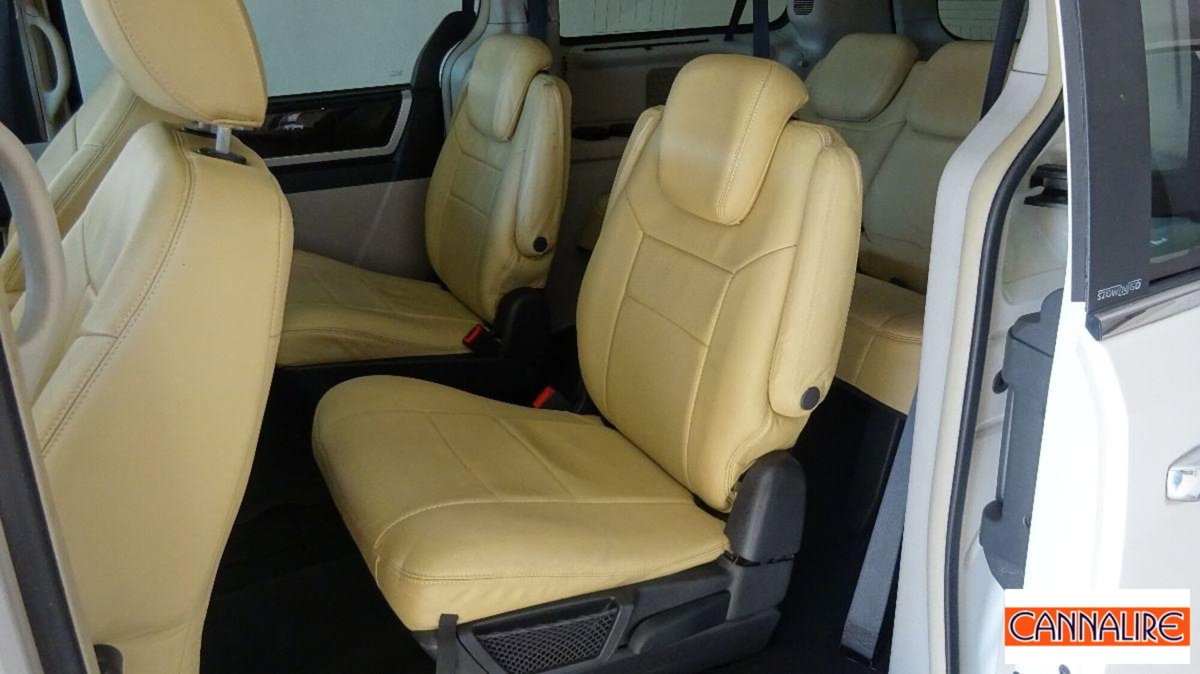 Chrysler Grand Voyager Grand Voyager 3.8 V6 Limited (11)