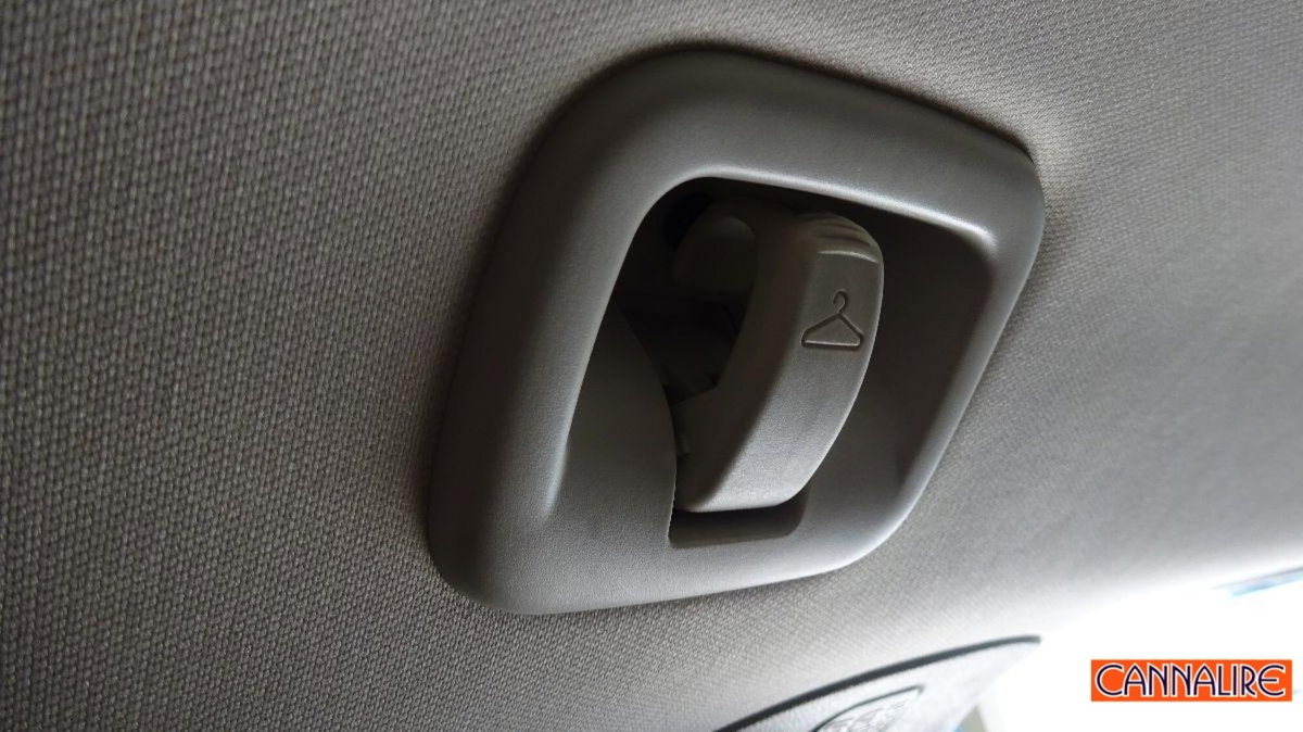 Chrysler Grand Voyager Grand Voyager 3.8 V6 Limited (17)