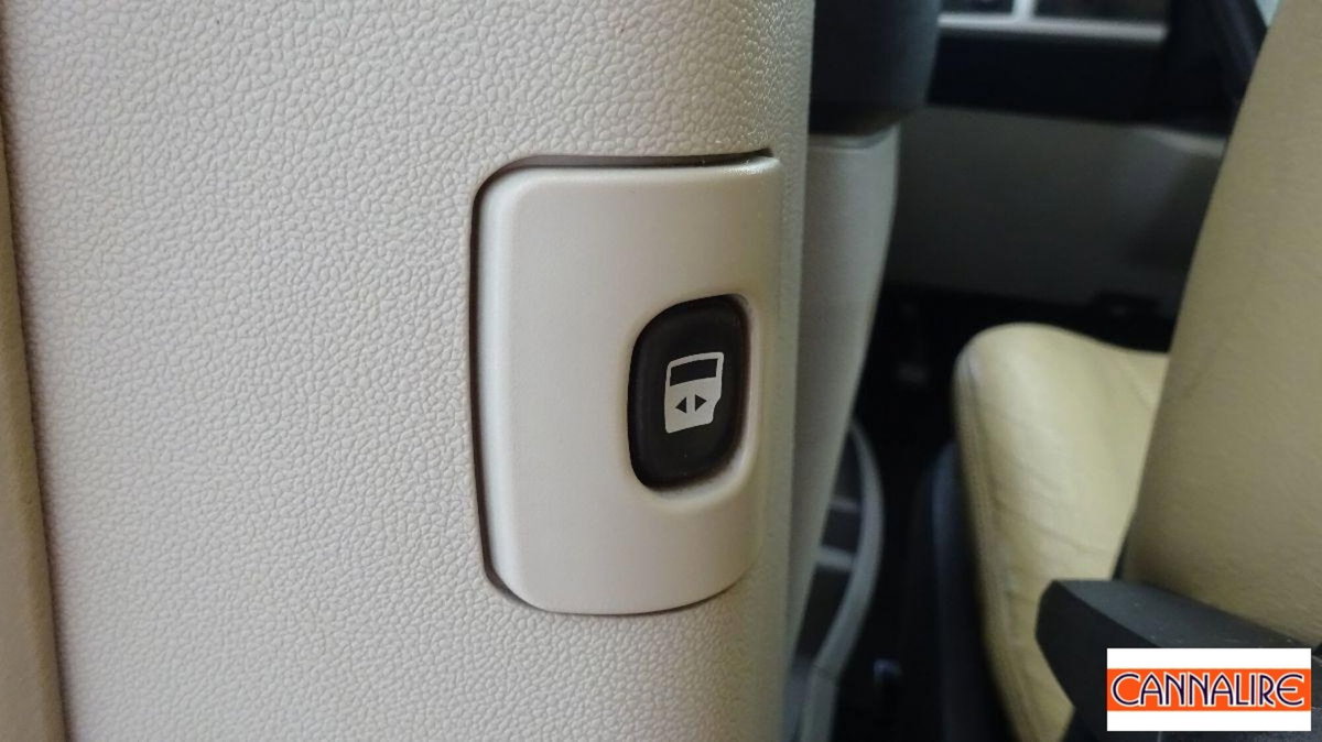Chrysler Grand Voyager Grand Voyager 3.8 V6 Limited (20)