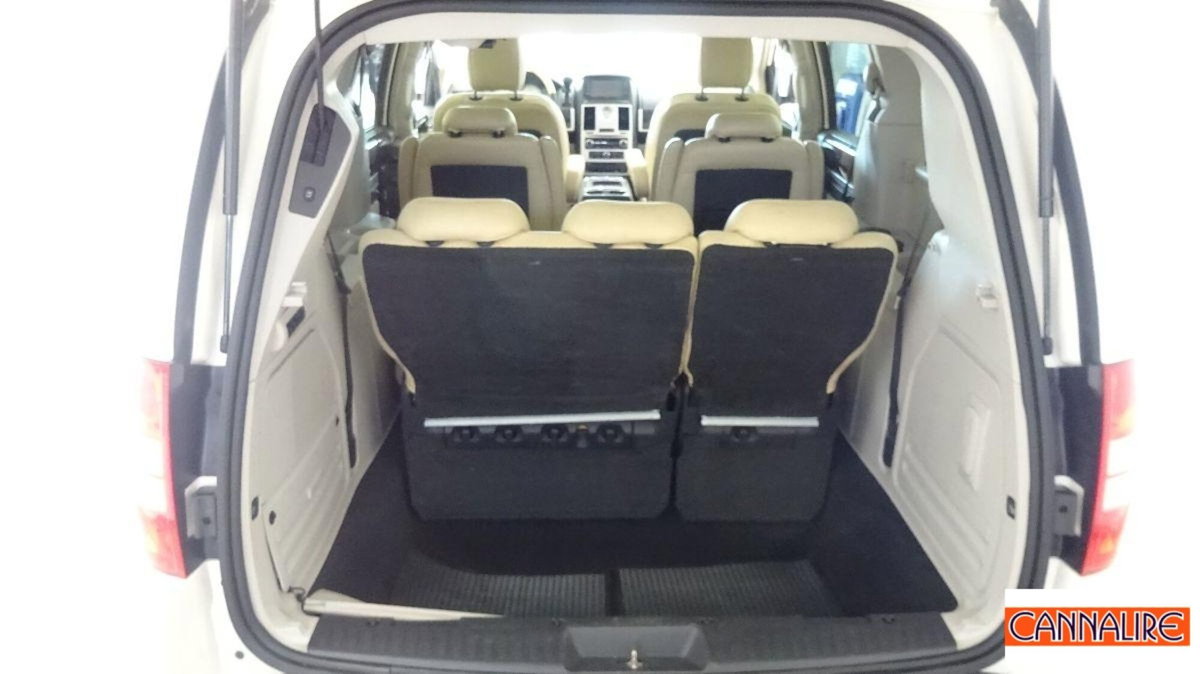 Chrysler Grand Voyager Grand Voyager 3.8 V6 Limited (7)