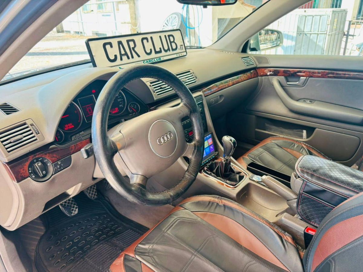 Audi A4 Avant 1.9 TDI/110 CV cat quattro (10)