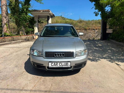 Audi A4 Avant 1.9 TDI/110 CV cat quattro (2)