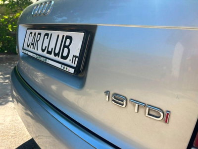Audi A4 Avant 1.9 TDI/110 CV cat quattro (9)