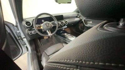 Mercedes-Benz Classe A 180 d Business (15)