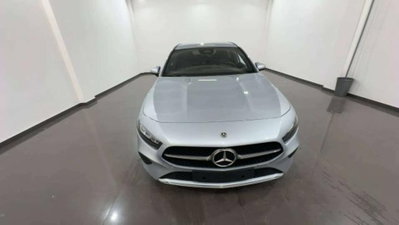 Mercedes-Benz Classe A 180 d Business (2)