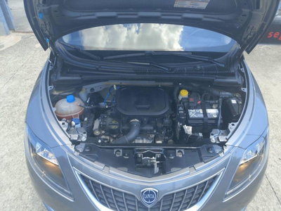 Lancia Ypsilon 1.0 FireFly 5 porte S&S Hybrid Maryne (20)