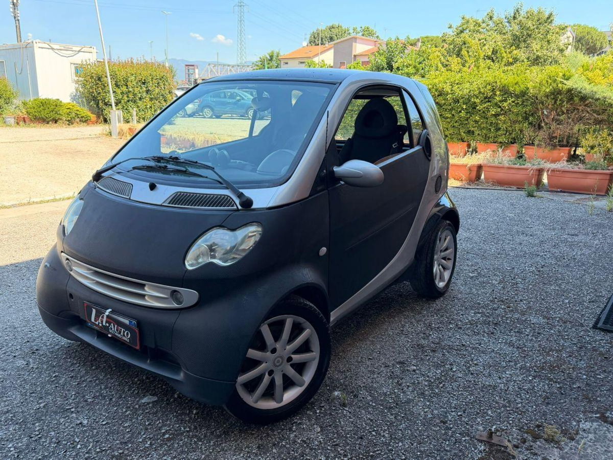 smart Fortwo 700 coupé pulse (45 kW) (2)