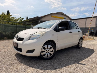 Toyota Yaris 1.0 5 porte Now usata