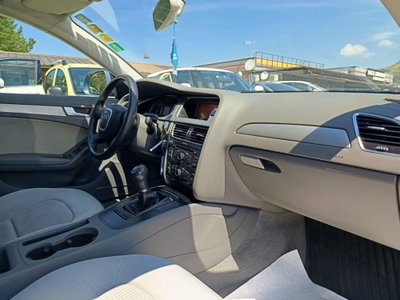 Audi A4 1.8 TFSI 120 CV Ambiente (17)