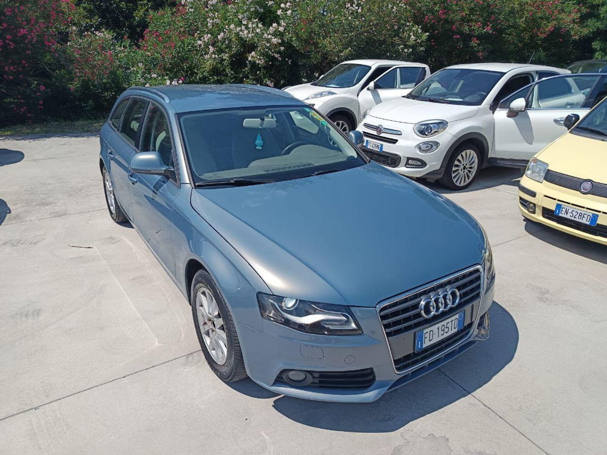 Audi A4 1.8 TFSI 120 CV Ambiente (6)