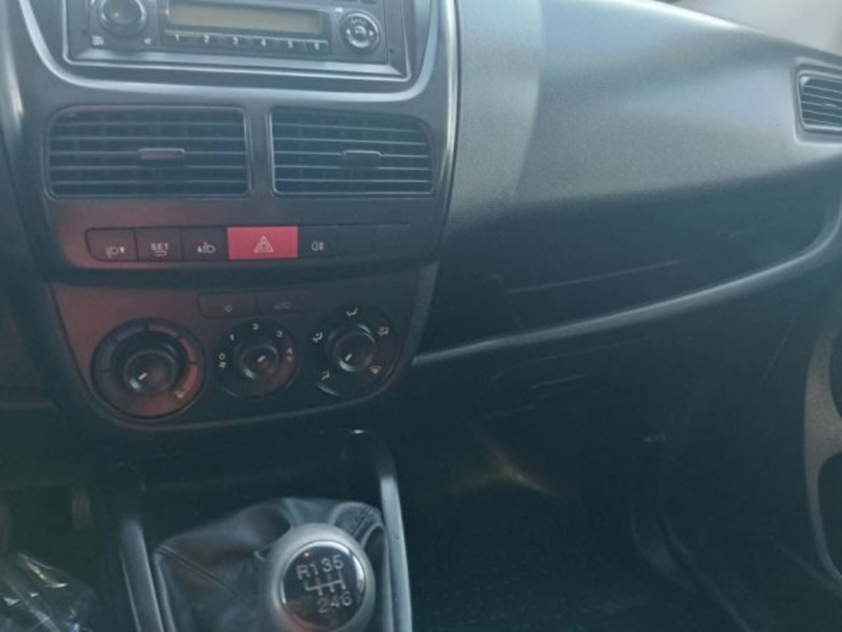 Opel Combo 1.6 CDTI 105CV PC-TN Van (1000kg) E6 (9)