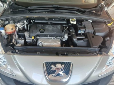 Peugeot 308 1.4 VTi 98CV 5p. Access (14)