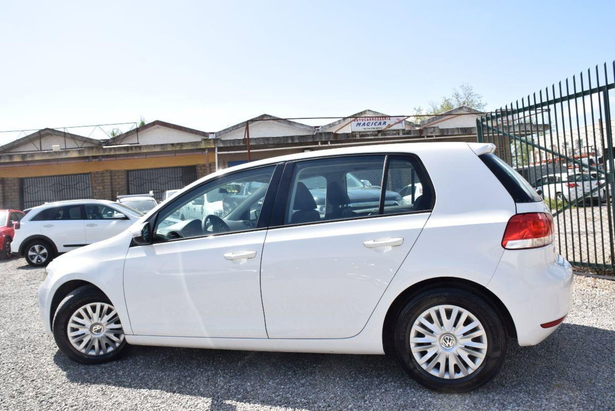Volkswagen Golf 1.6 TDI 5p. Trendline BlueMotion Technology (13)