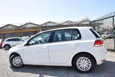 Volkswagen Golf 1.6 TDI 5p. Trendline BlueMotion Technology (13)