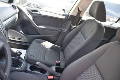 Volkswagen Golf 1.6 TDI 5p. Trendline BlueMotion Technology (17)
