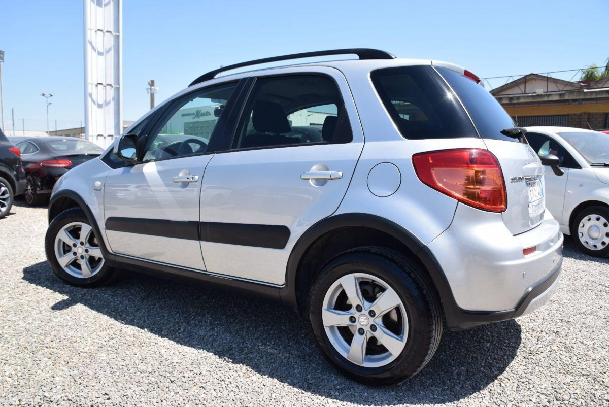 Suzuki SX4 DDiS 16V 4WD Outdoor Line GLX (15)